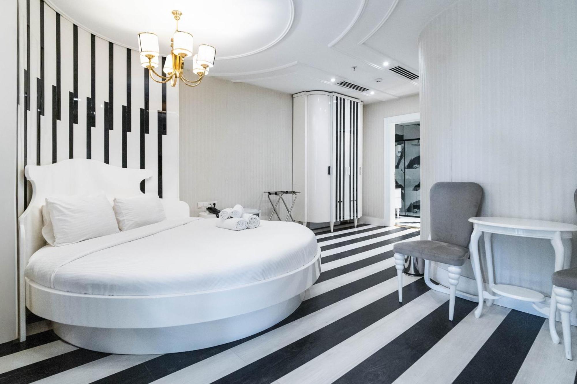 Golden Pars Hotel (Adults Only) Bursa Zewnętrze zdjęcie